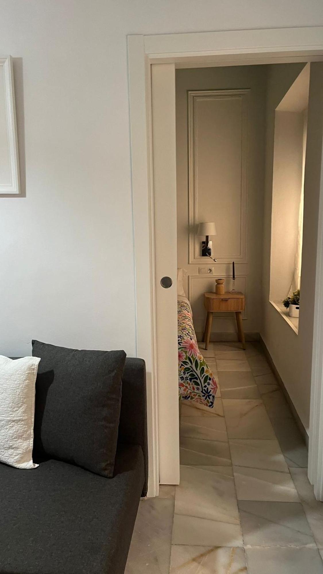 Apartamento En Casco Antiguo - Plaza De La Gavidia Севилья Экстерьер фото